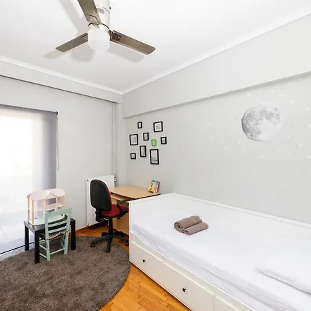 Four Reasons Apts Ntepo Salonicco