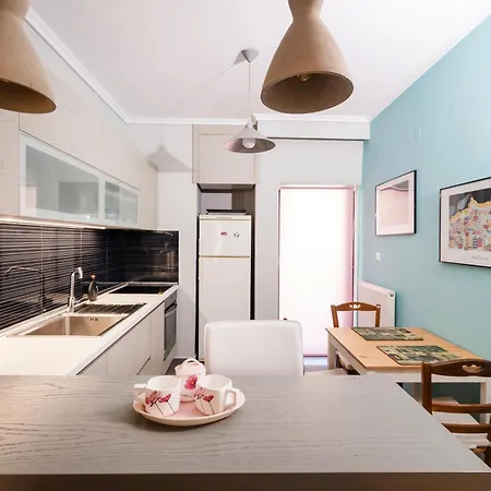 Four Reasons Apts Ntepo Appartamento