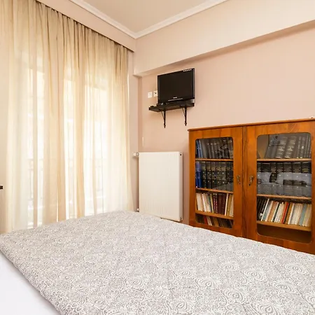 Four Reasons Apts Ntepo * Salonicco